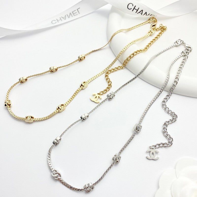 18K Chanel Chain Necklace