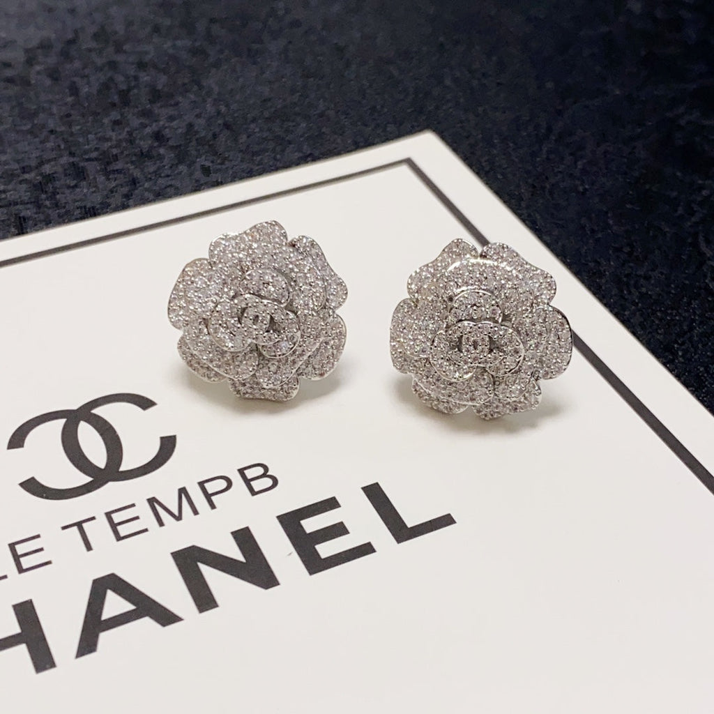 18K Chanel Camellia Diamond Earrings