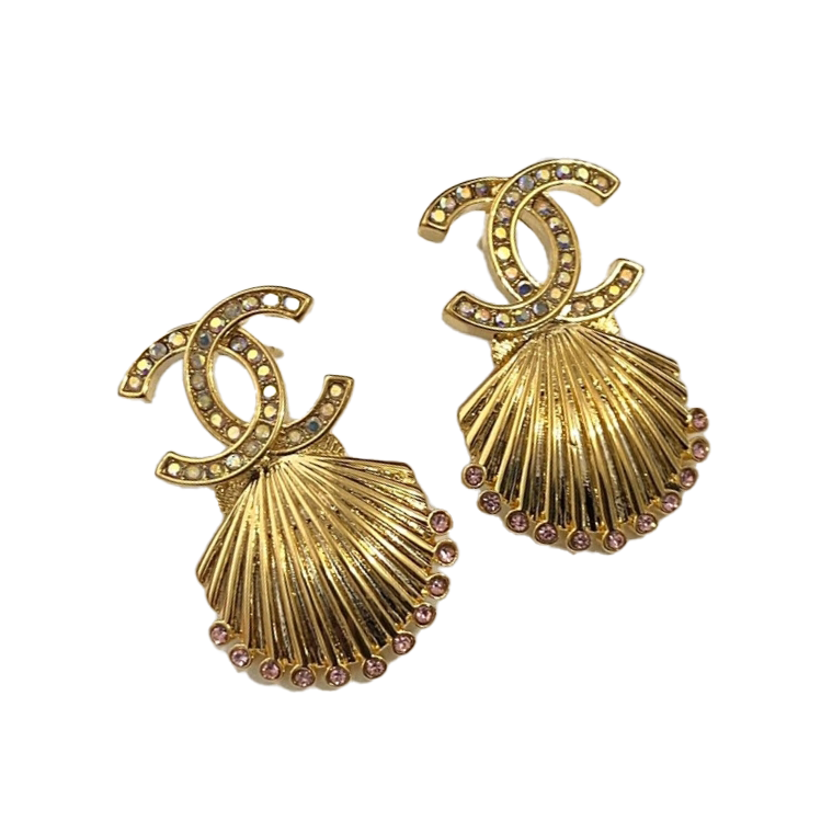 18K Chanel Shell Pendant Earrings