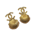 18K Chanel Shell Pendant Earrings