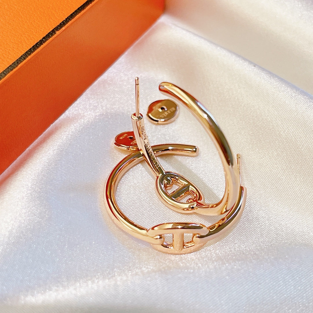18K Chaine D'Ancre Hermès Earrings