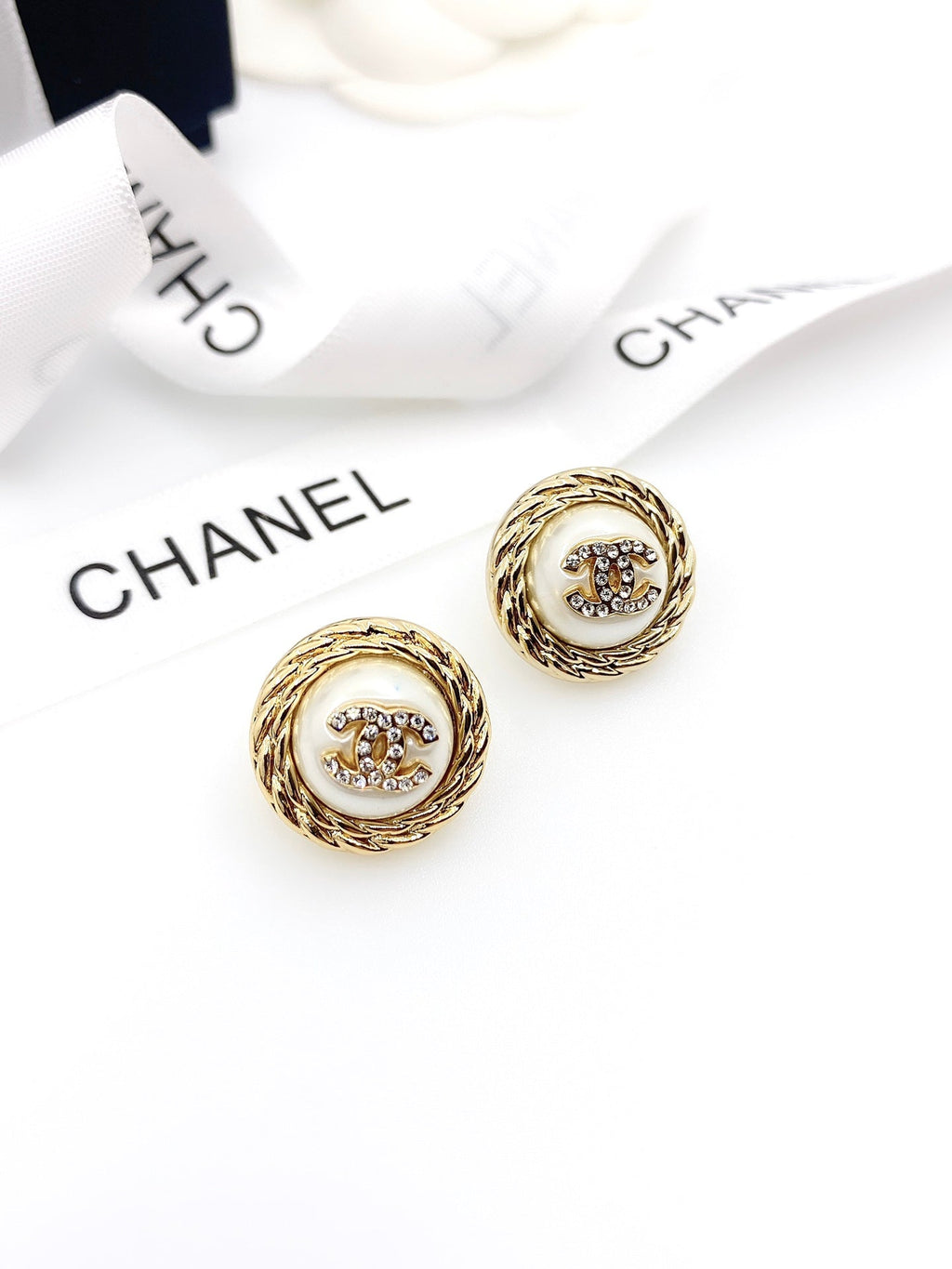18K Chanel White Pearl Earrings