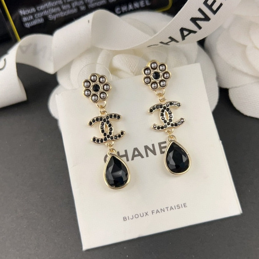 18K Chanel Black Crystals Earrings