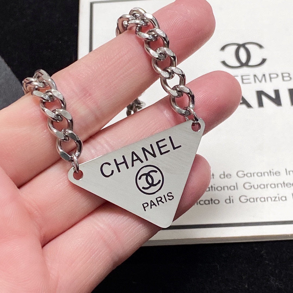 18K Chanel Triangle Necklace