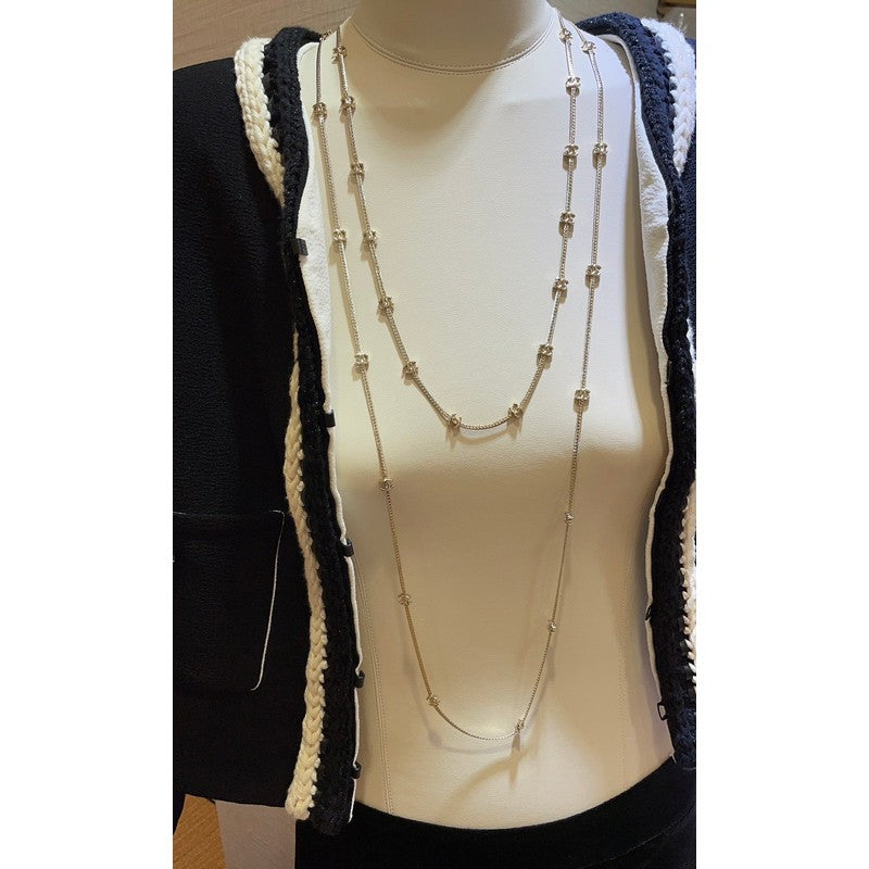 18K Chanel 24B Flowers Long Necklace