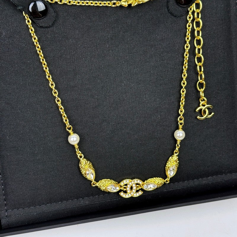 18K Chanel 26C Crystal Gold Necklace