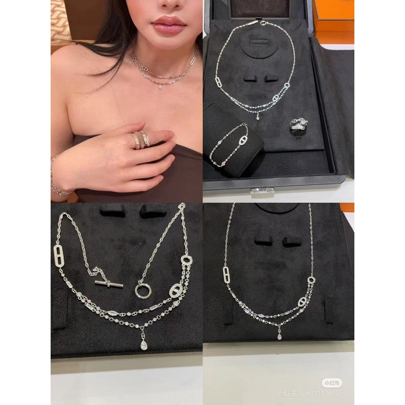 18K Hermès Chaine D'ancre Chaos Diamond Earrings