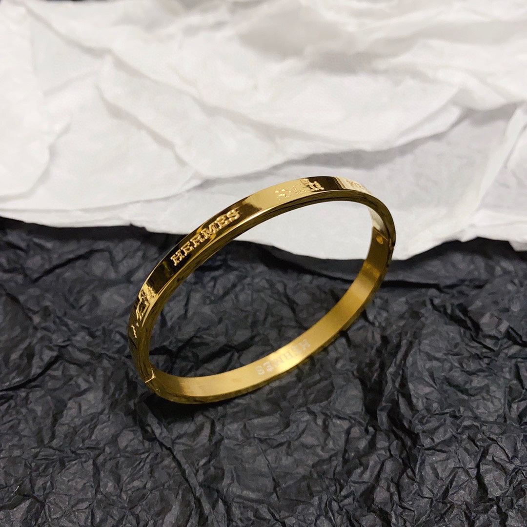 18K Hermès Bracelet