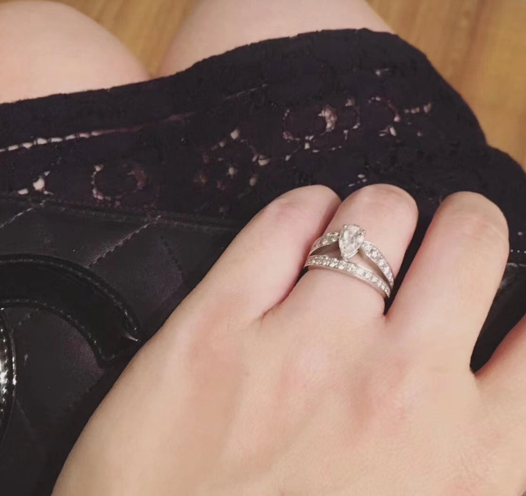 18K Chaumet Josephine Engagement Ring