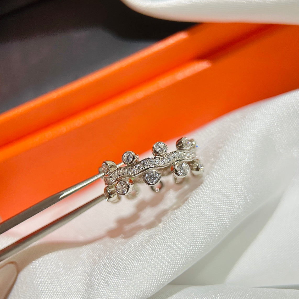 18K Vine Flower Dewdrops Diamond Hermès Ring