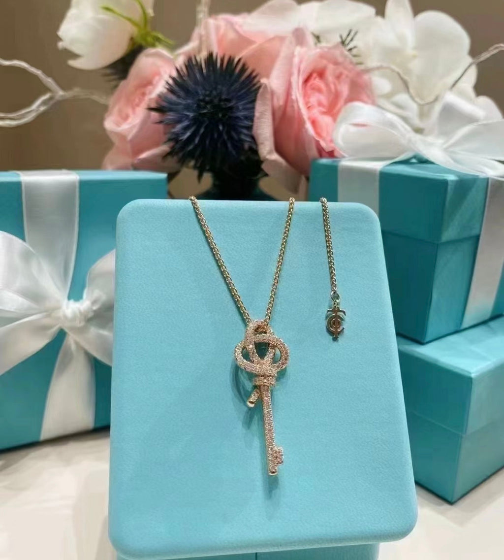 18K Tiffany & Co. Keys Woven Diamonds Large Necklace