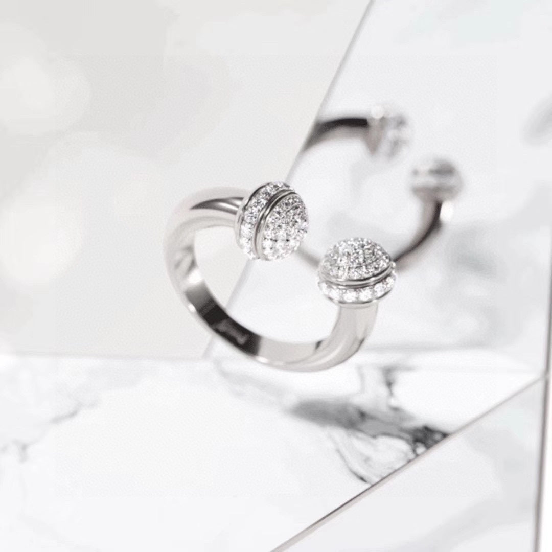 18K Piaget Open White Gold Ring