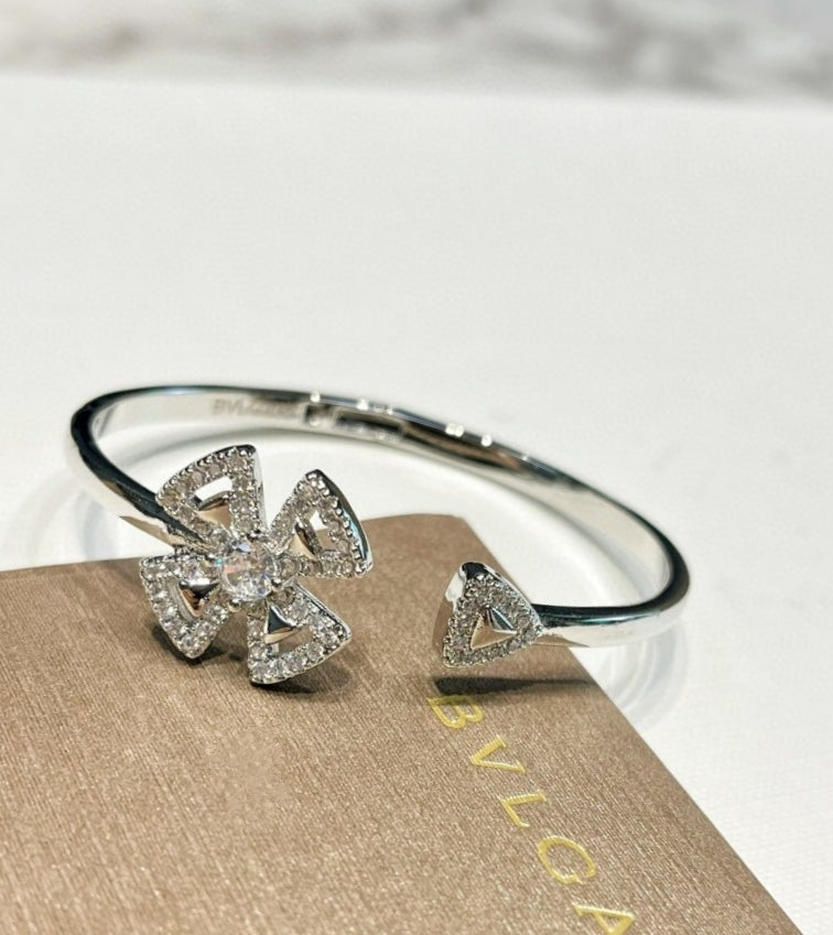 18K BVLGARI Fiorever Diamonds Bracelet