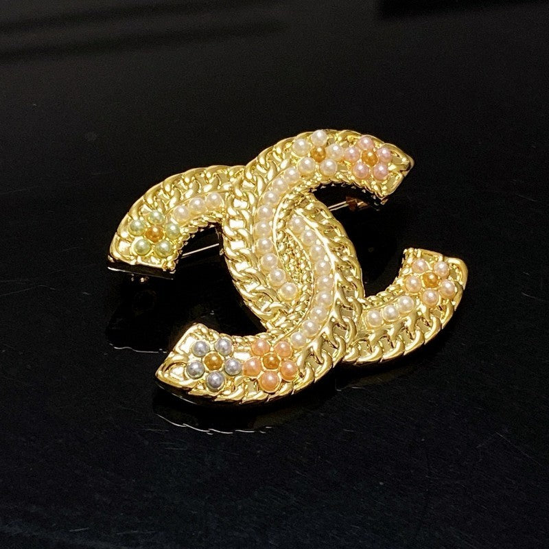 18K Chanel Pearl Gold Brooch