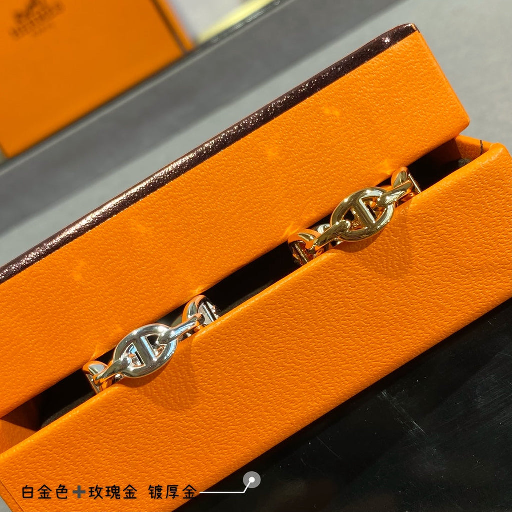 18K Chaine D'Ancre Enchainee Hermès Ring
