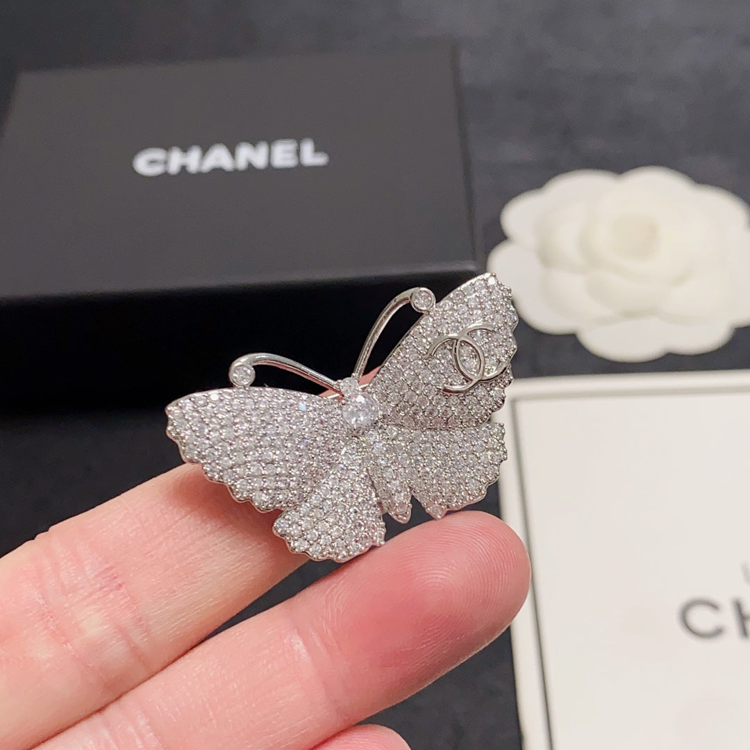 18K Chanel Butterfly Diamonds Brooch