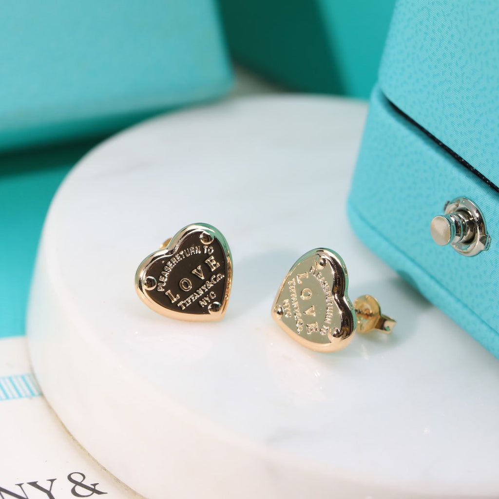 18K Return to Tiffany & Co. Love Earrings
