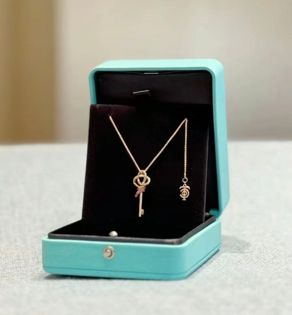 18K Tiffany & Co. Keys Woven Pink Diamonds Medium Necklace