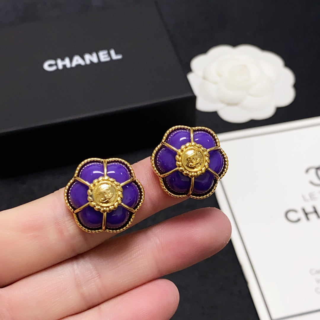 18K Chanel Purple Flowers Earrings