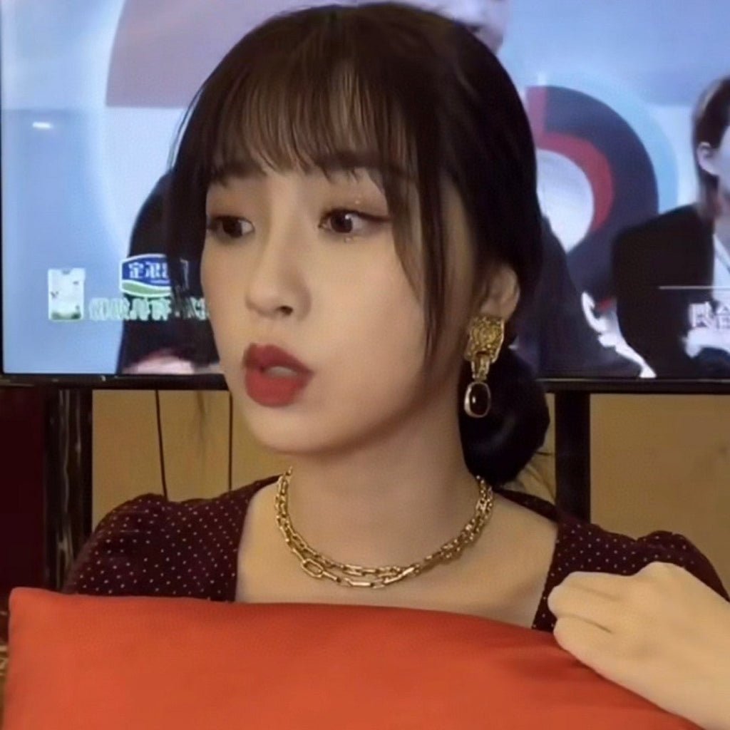 18K Chanel Black Pearl Earrings