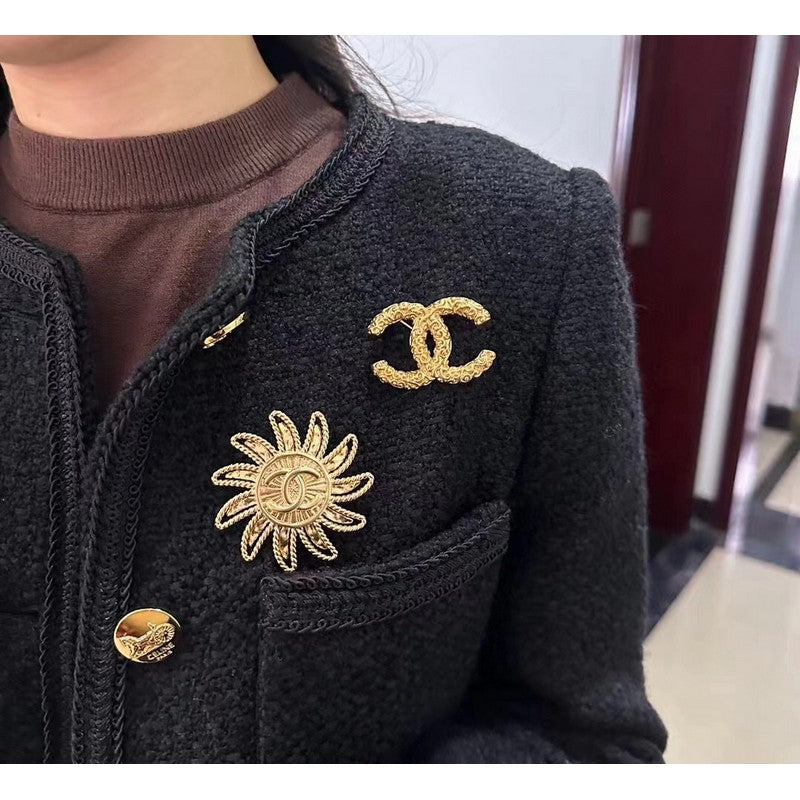 18K Chanel Sunflower Brooch
