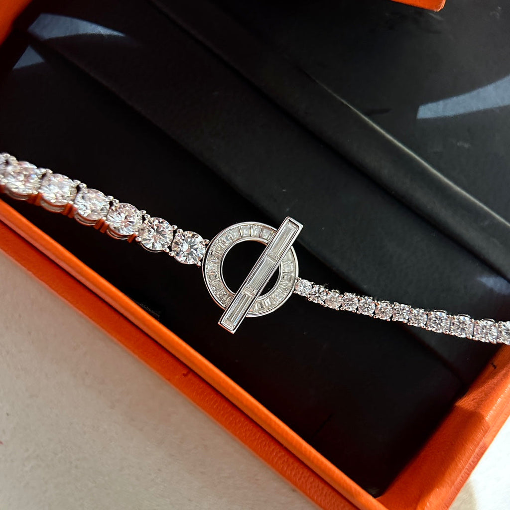 18K Finesse Link Diamond Hermès Bracelet