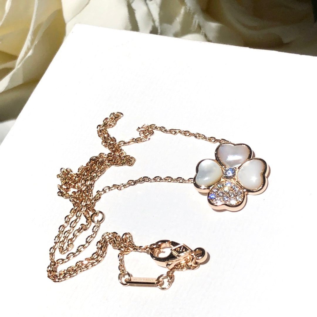 18K Van Cleef & Arpels Cosmos Clip pendant Necklace
