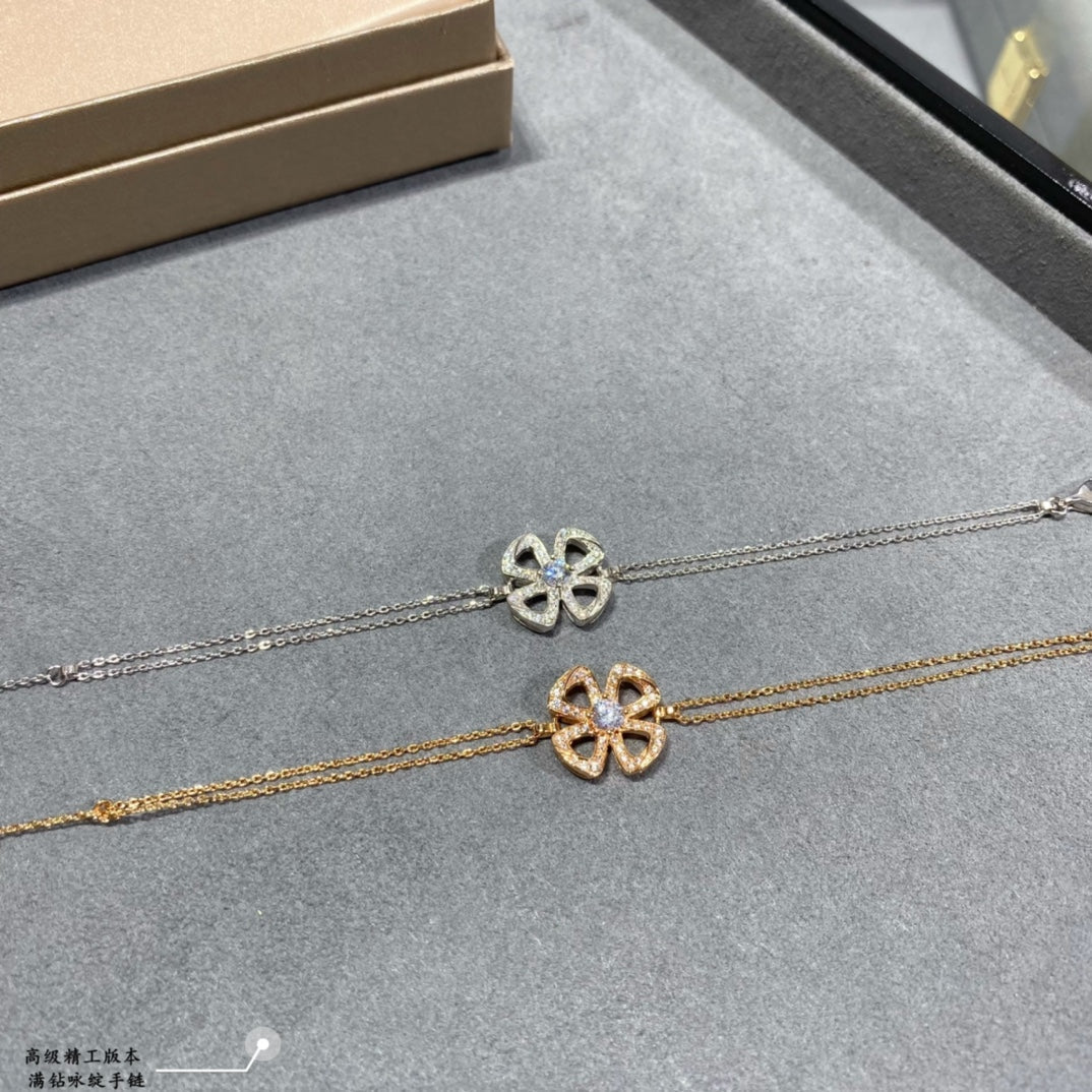 18K BVLGARI Fiorever Central Diamond Bracelet