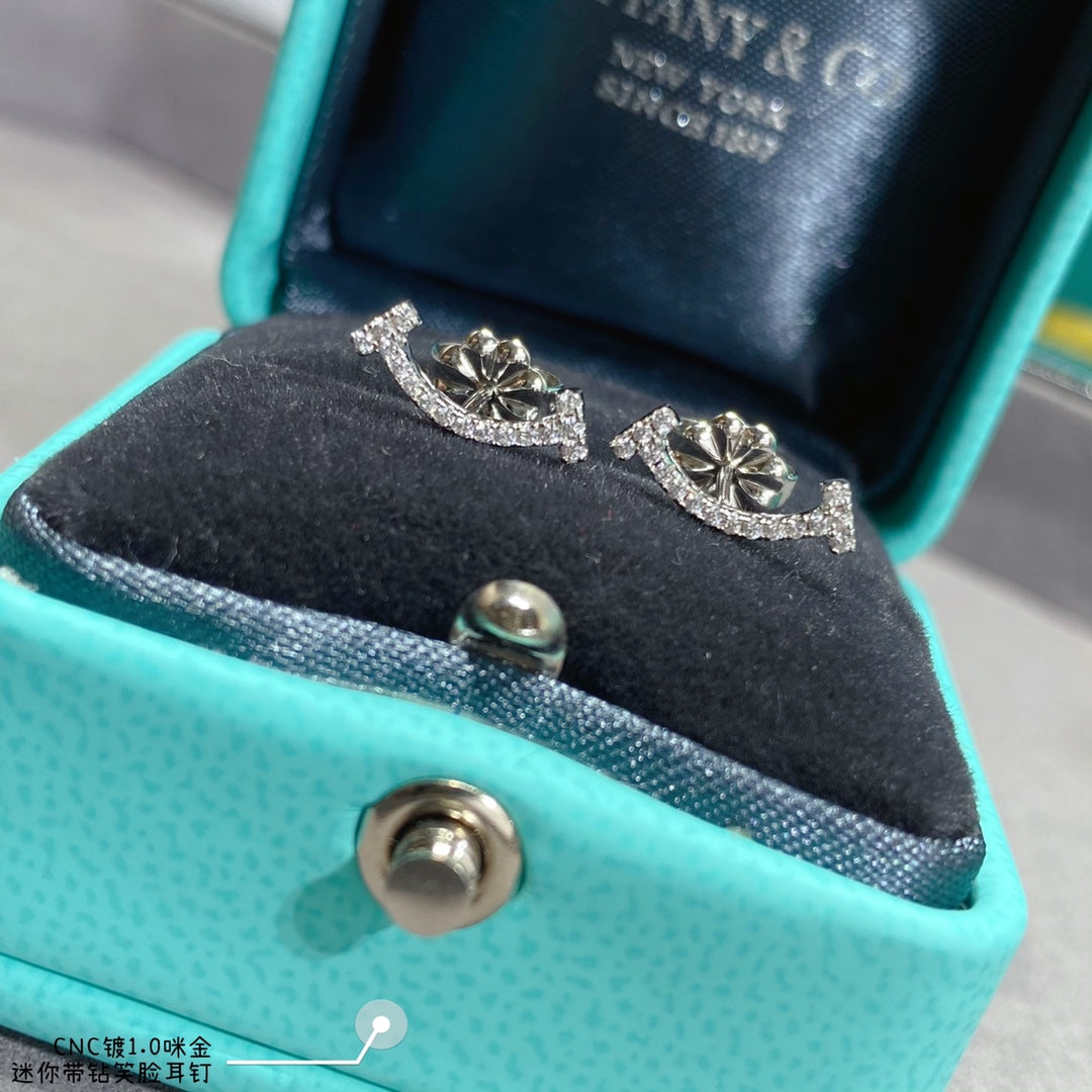 18K Tiffany & Co. Smile Diamonds Earrings