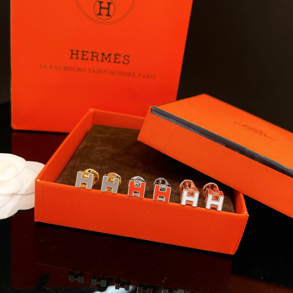 18K Cage D'H Hermès Earrings