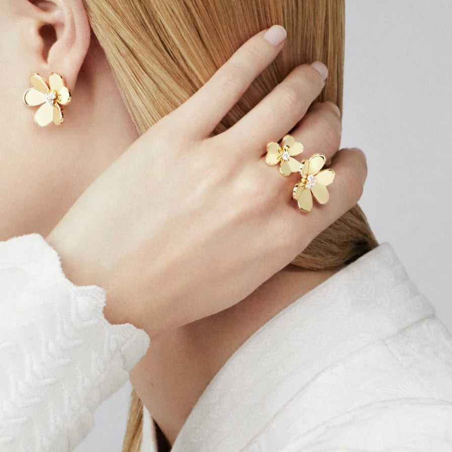 18K Van Cleef & Arpels Frivole Large Model Earrings