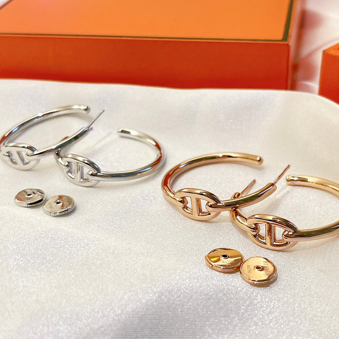 18K Chaine D'Ancre Hermès Earrings