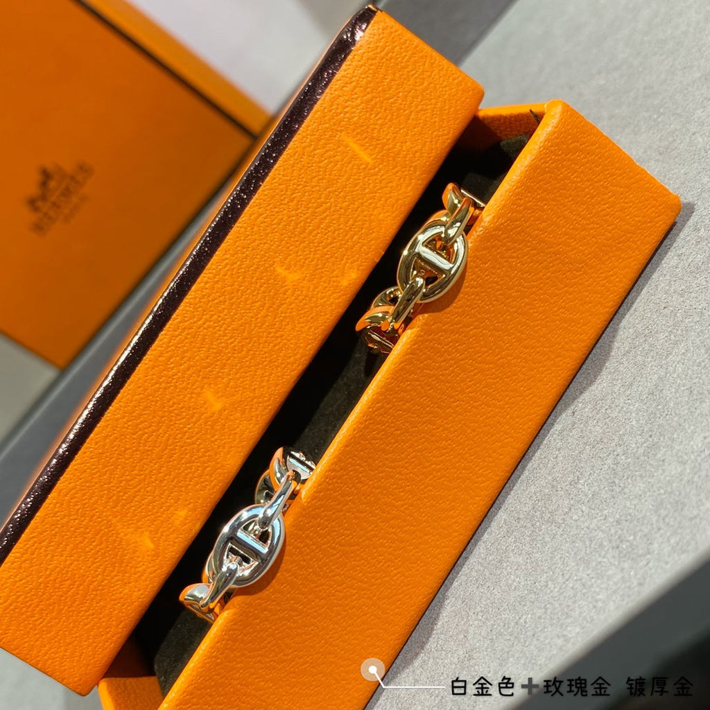 18K Chaine D'Ancre Enchainee Hermès Ring