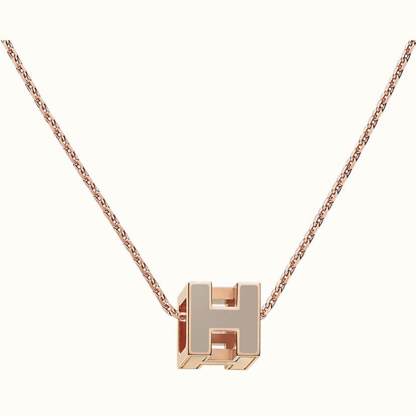 18K Cage D'H Hermès Grey Necklace